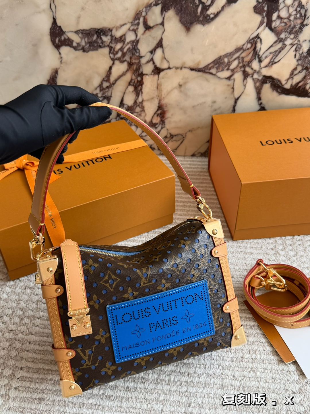 Louis Vuitton LV Luxury Designer Handbag | Luxury Designer Fashion Accessory